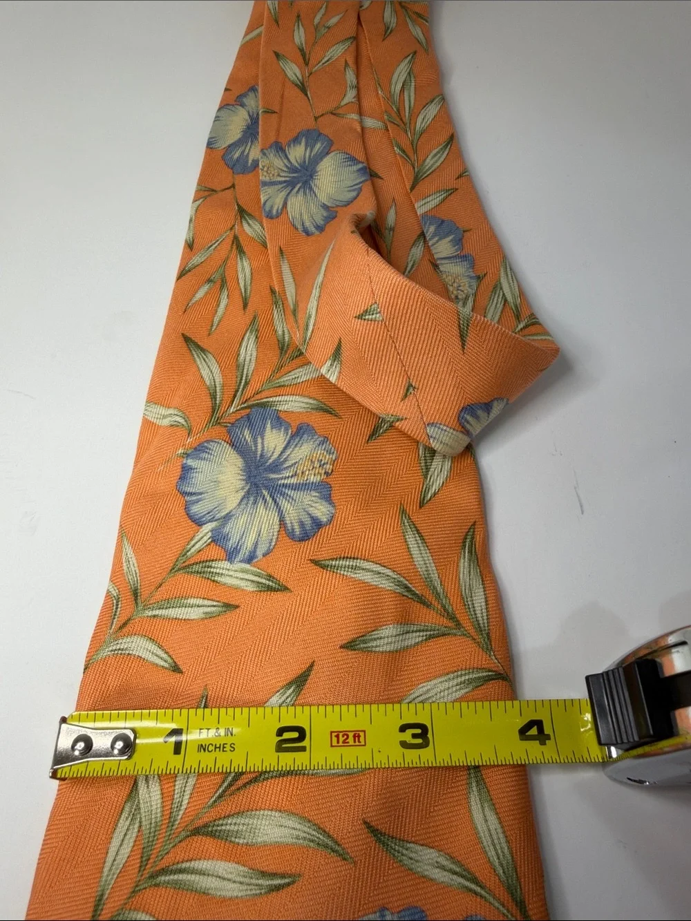 Tommy Bahama Men’s Floral Silk Tie Hibiscus Print